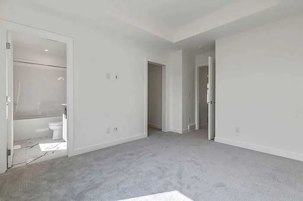 1862 Cornerstone Boulevard NE, #405