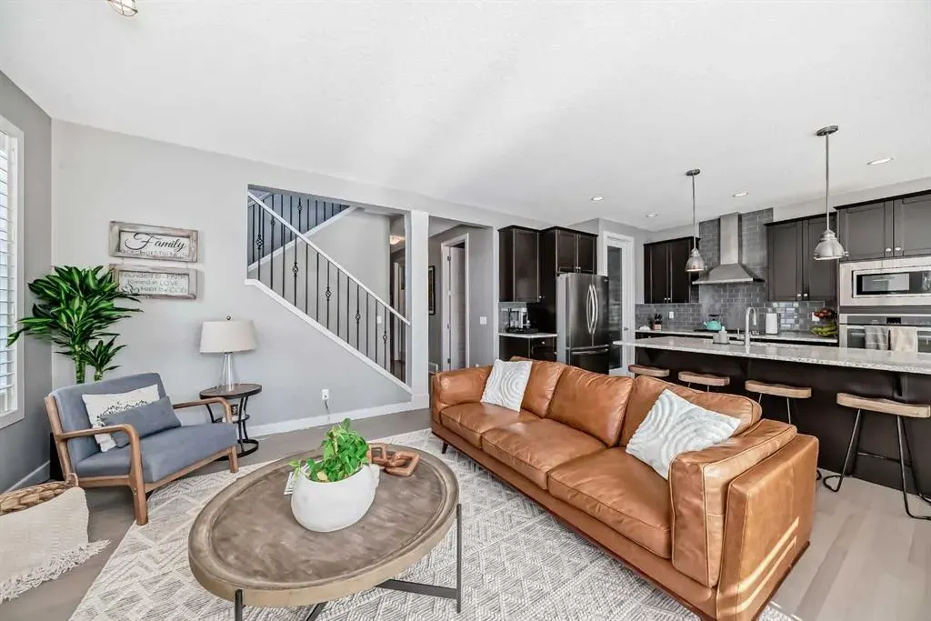 100 Sundown Grove