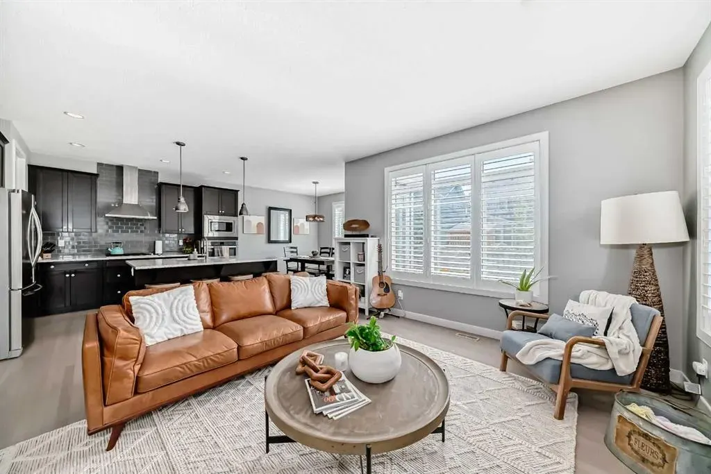 100 Sundown Grove