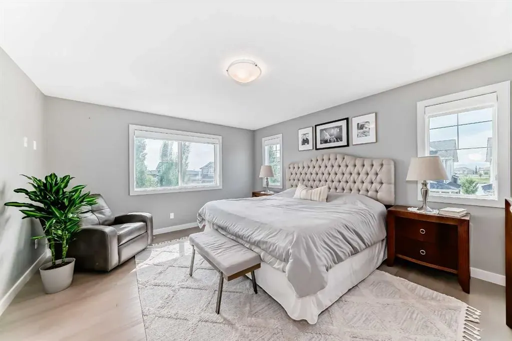 100 Sundown Grove
