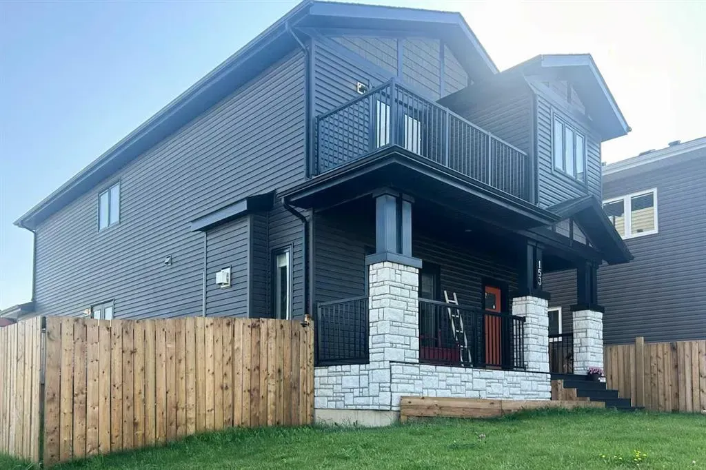 153 Warren Road