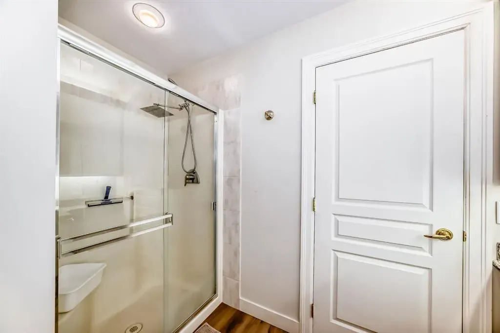 60 24 Avenue SW, #115