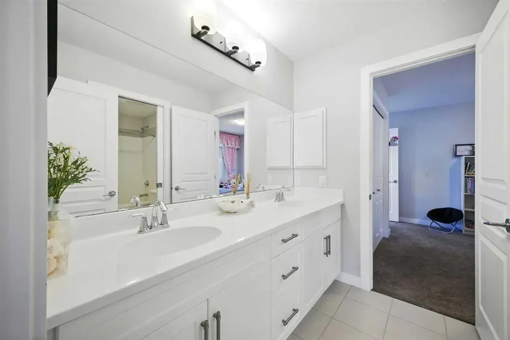 243 Evansfield Way NW