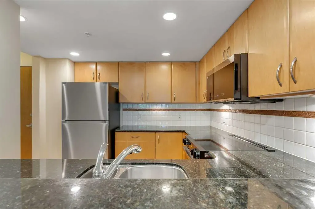 1108 6 Avenue SW, #206