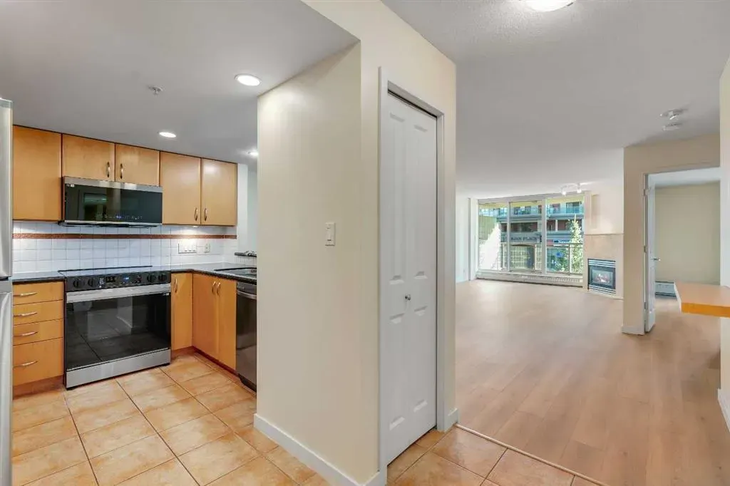 1108 6 Avenue SW, #206