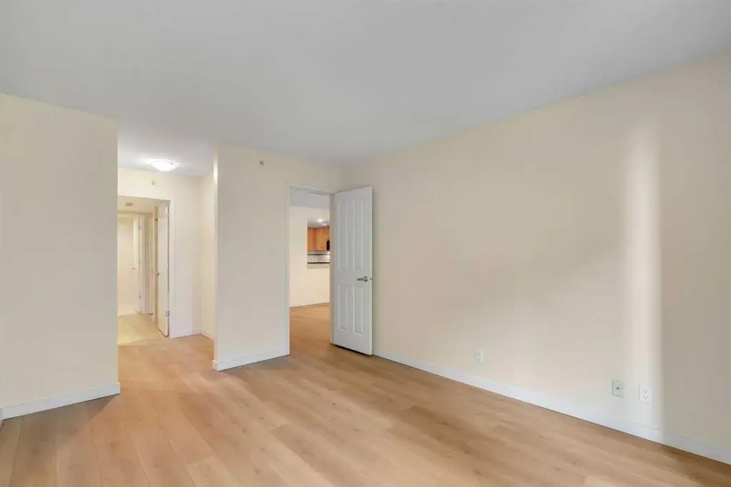 1108 6 Avenue SW, #206