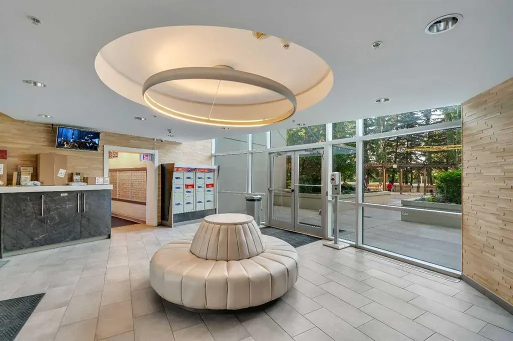 1108 6 Avenue SW, #206
