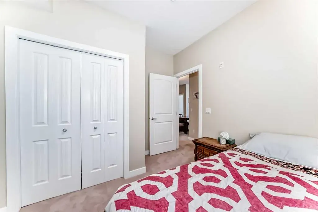 1005A Westmount Drive, #115