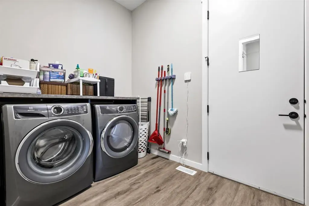 10 Cranbrook Common SE