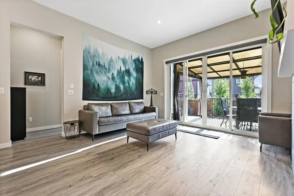 14 Cranbrook Common SE