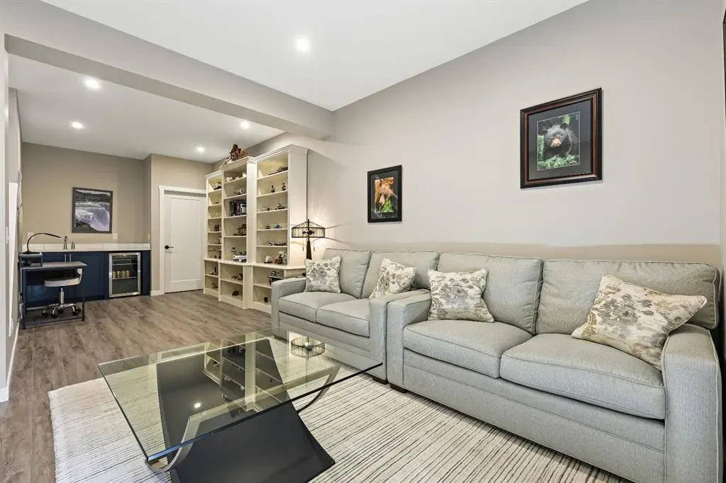 14 Cranbrook Common SE
