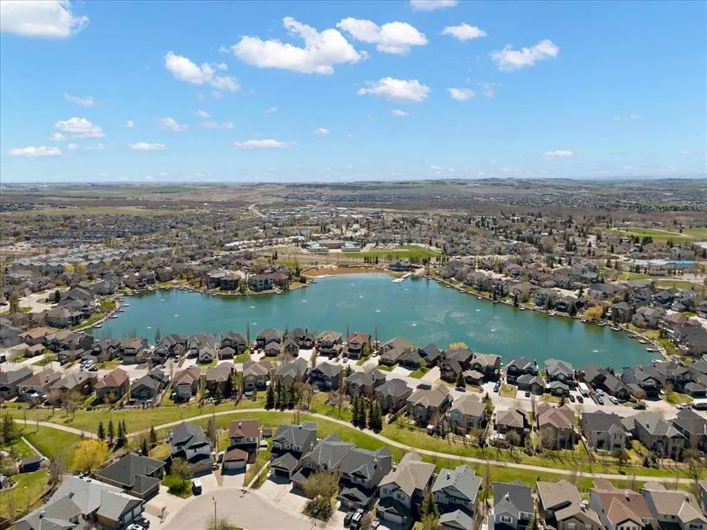92 Crystal Shores Road, #2110