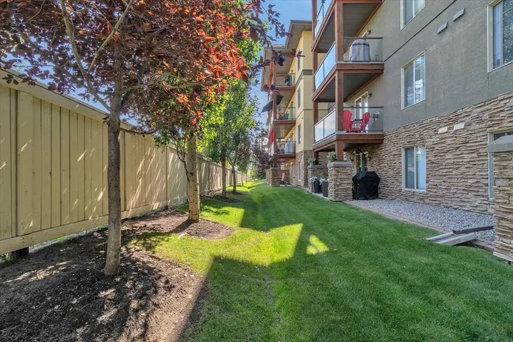 92 Crystal Shores Road, #2110