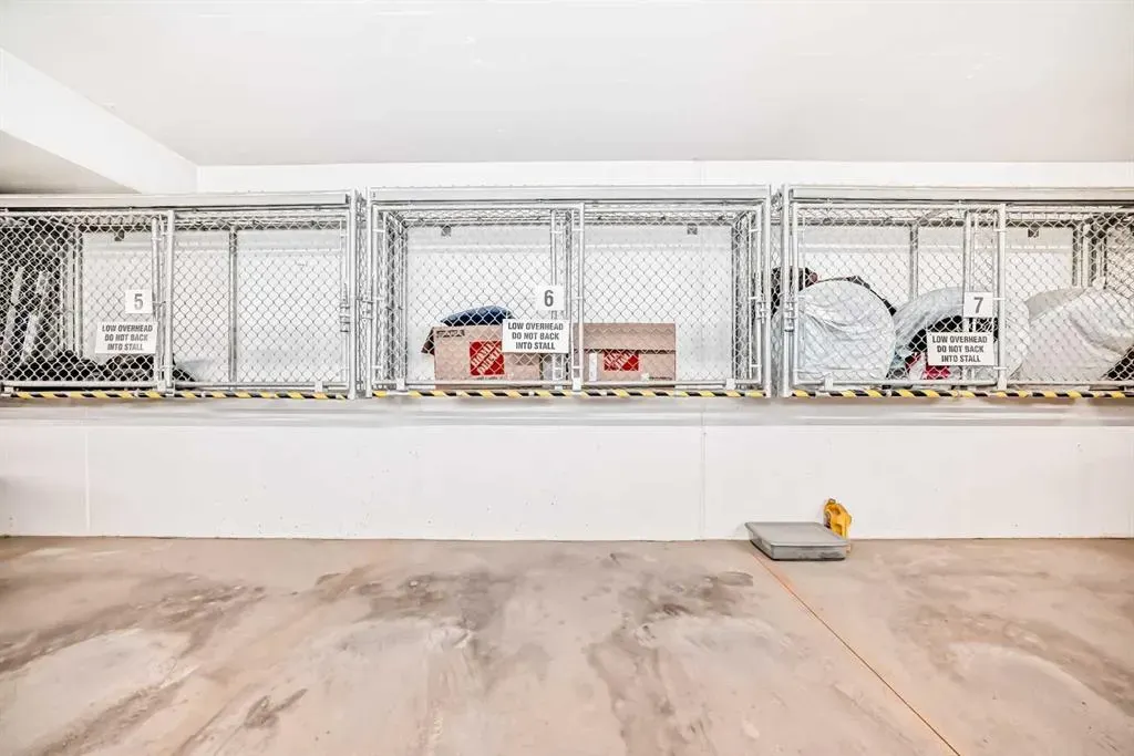 8355 19 Avenue SW, #210