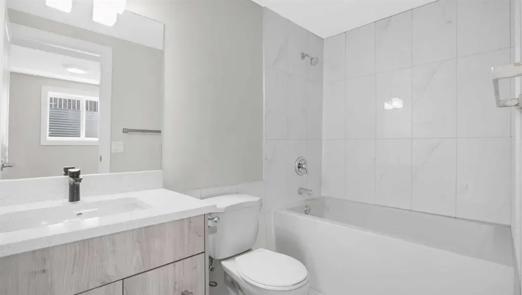380 Falconridge Crescent NE, #905