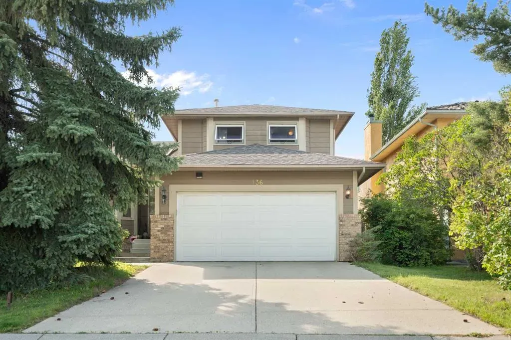 136 Sunvista Close SE