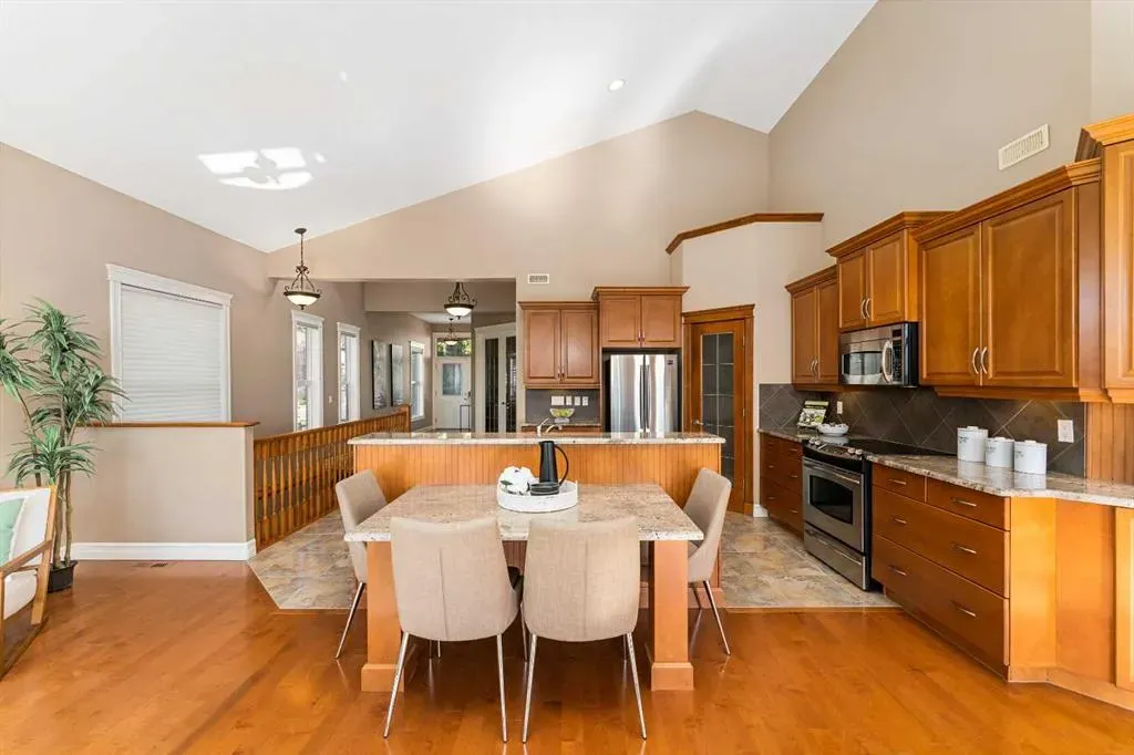 188 Springbluff Boulevard SW