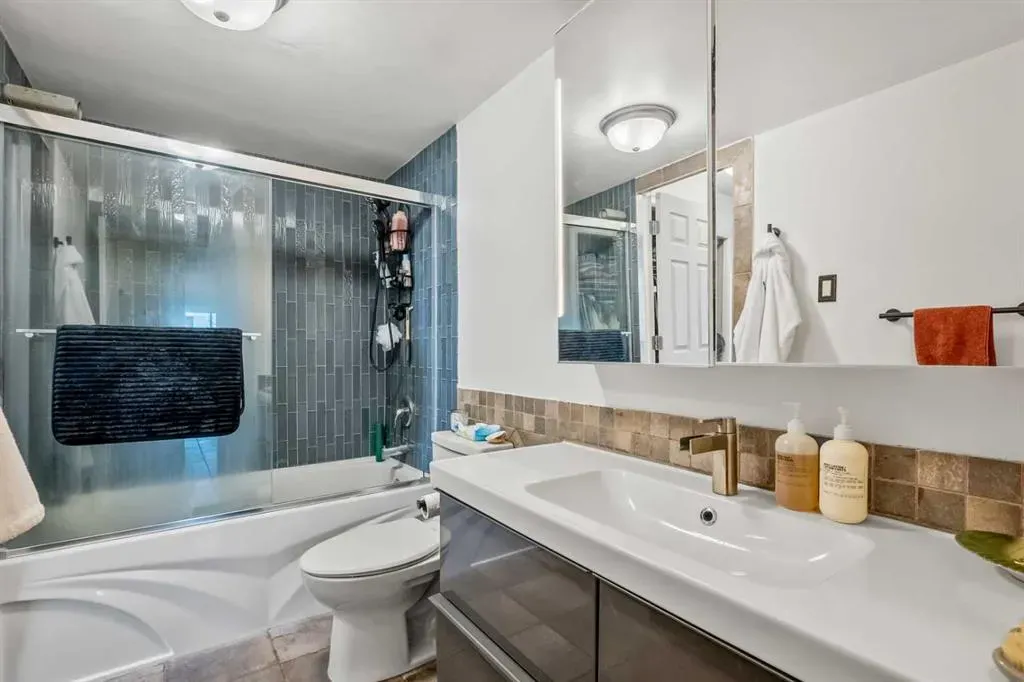 1334 13 Avenue SW, #405