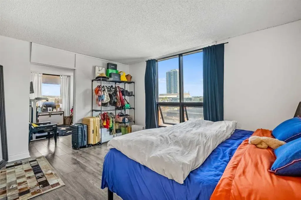 1334 13 Avenue SW, #405
