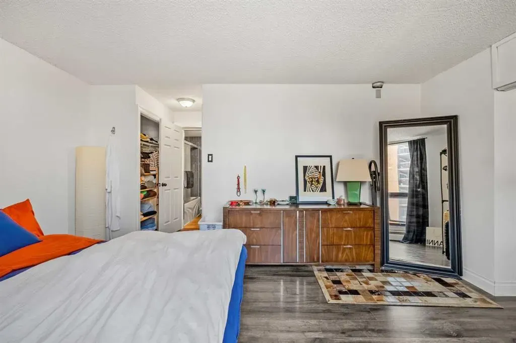 1334 13 Avenue SW, #405