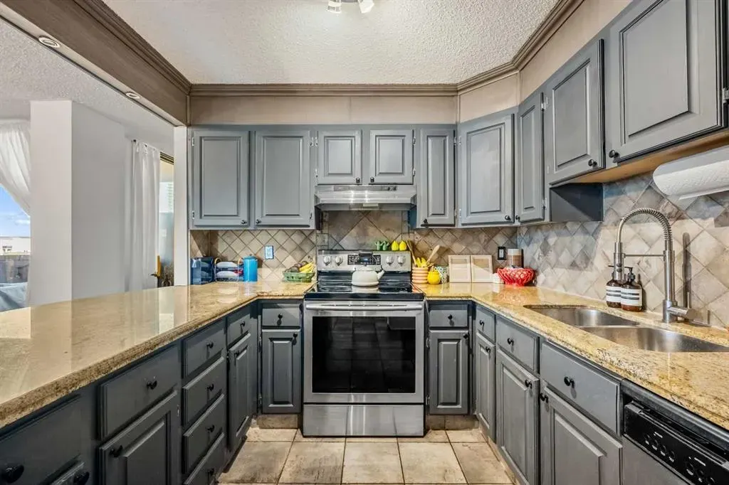 1334 13 Avenue SW, #405