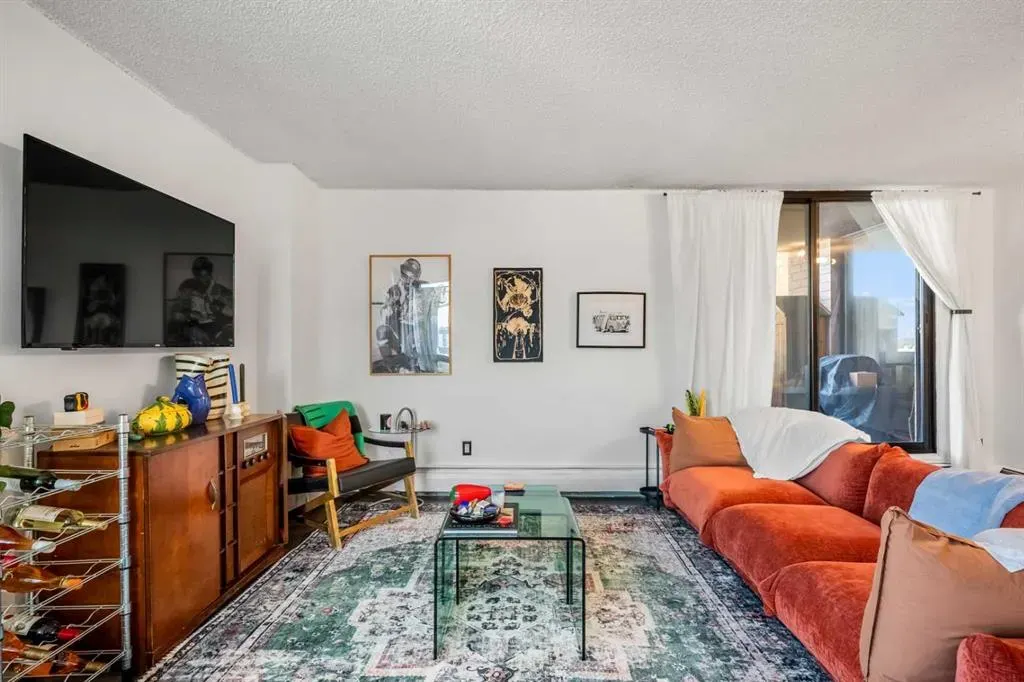 1334 13 Avenue SW, #405