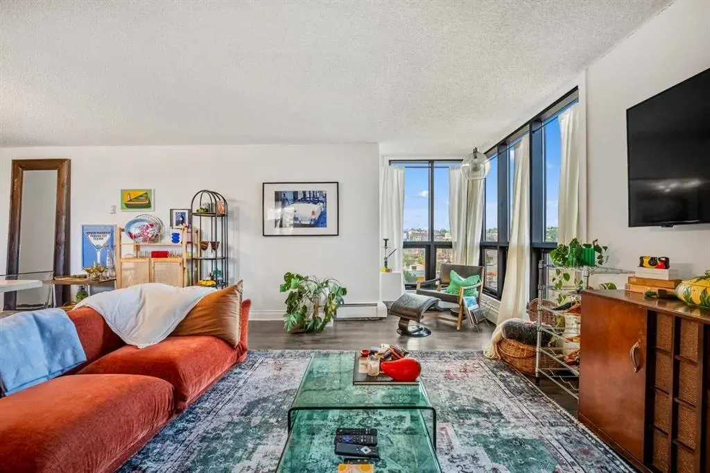 1334 13 Avenue SW, #405
