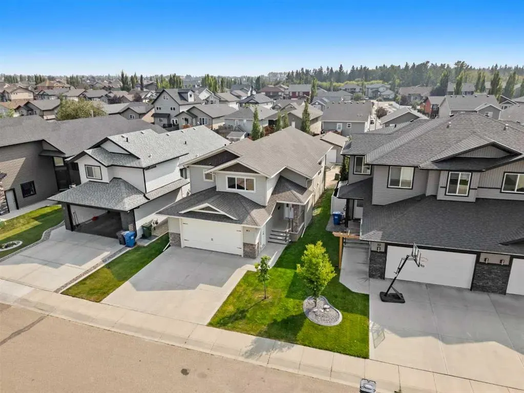 85 Turner Crescent