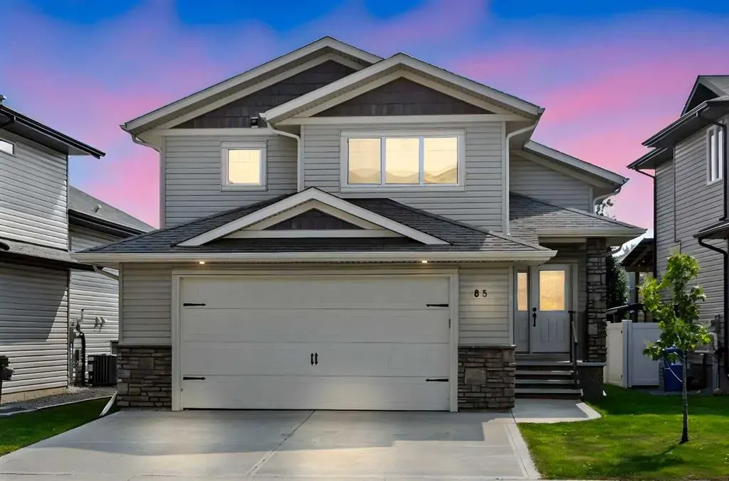 85 Turner Crescent