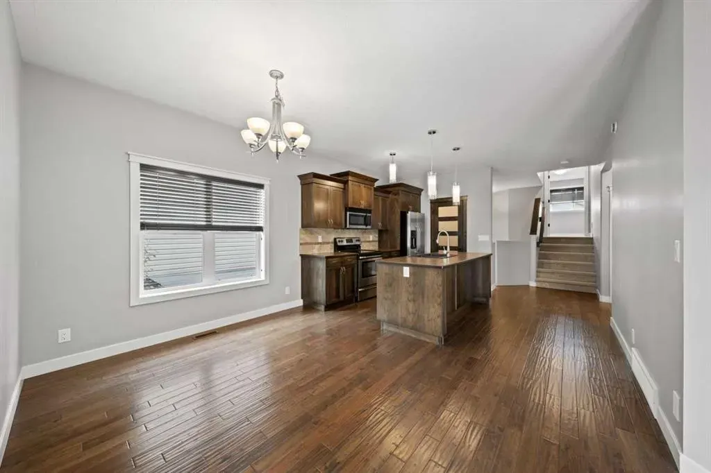 85 Turner Crescent