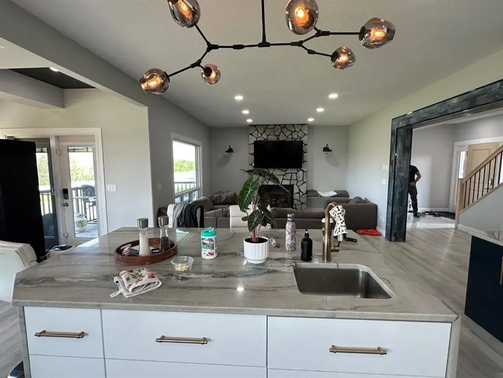 7702 Devonshire Lane