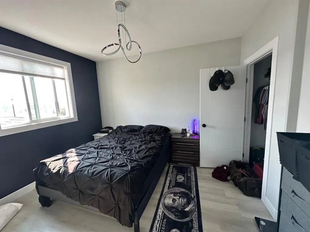 7702 Devonshire Lane