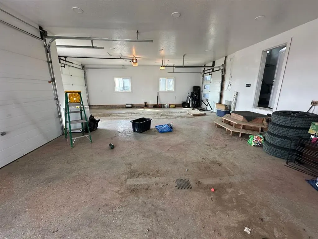 7702 Devonshire Lane