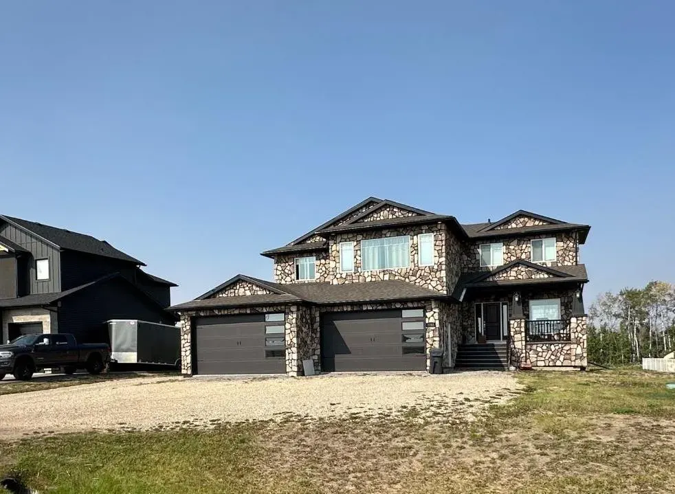 7702 Devonshire Lane