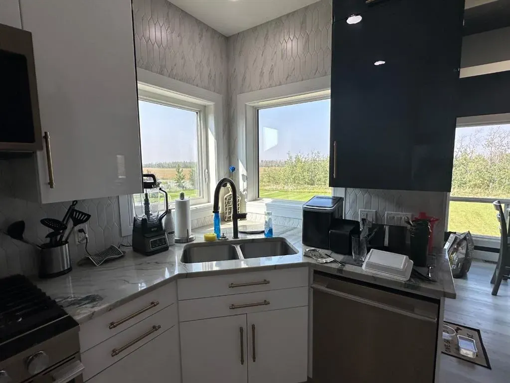 7702 Devonshire Lane