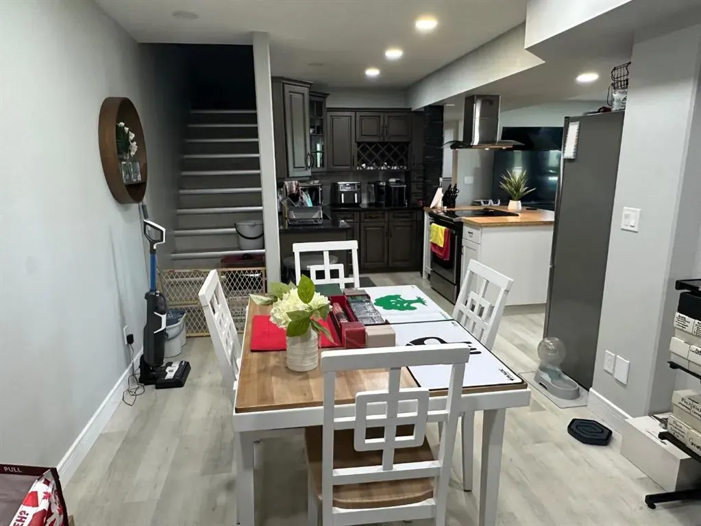 7702 Devonshire Lane