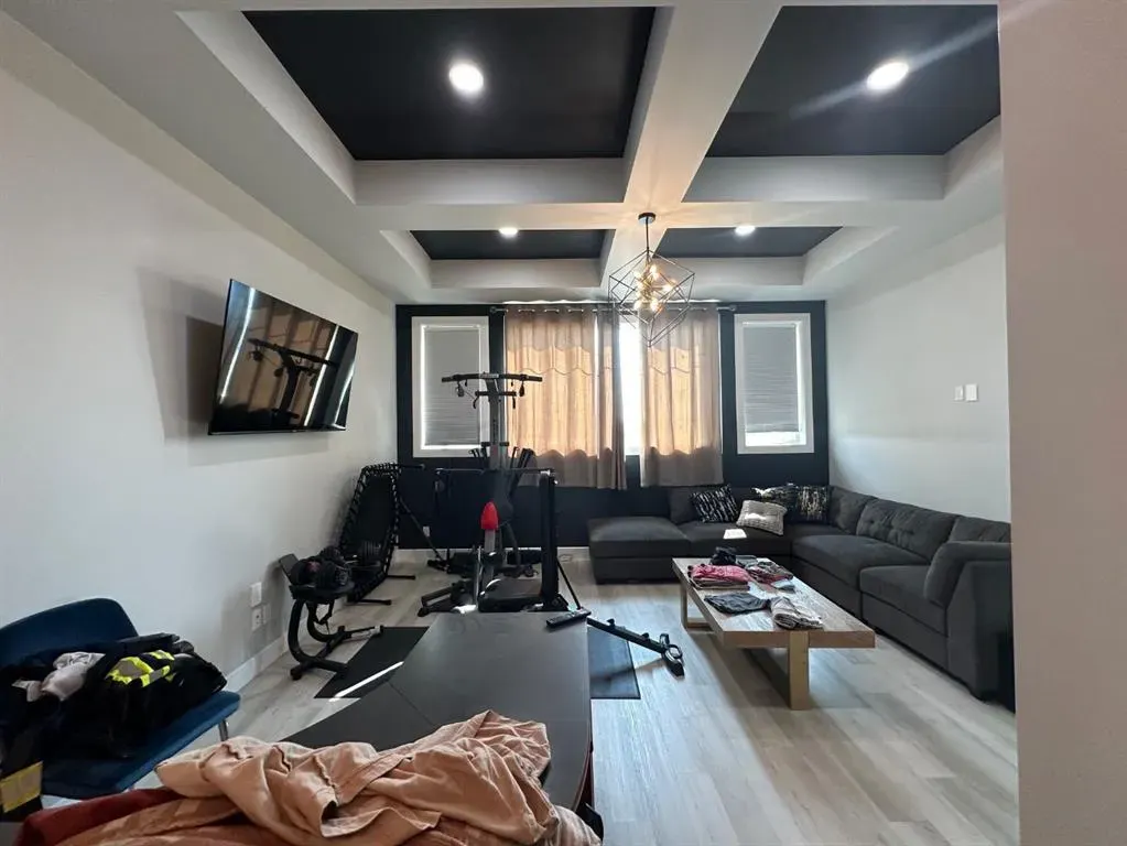 7702 Devonshire Lane