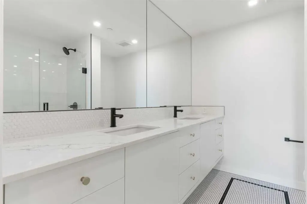 8505 Broadcast Avenue SW, #518