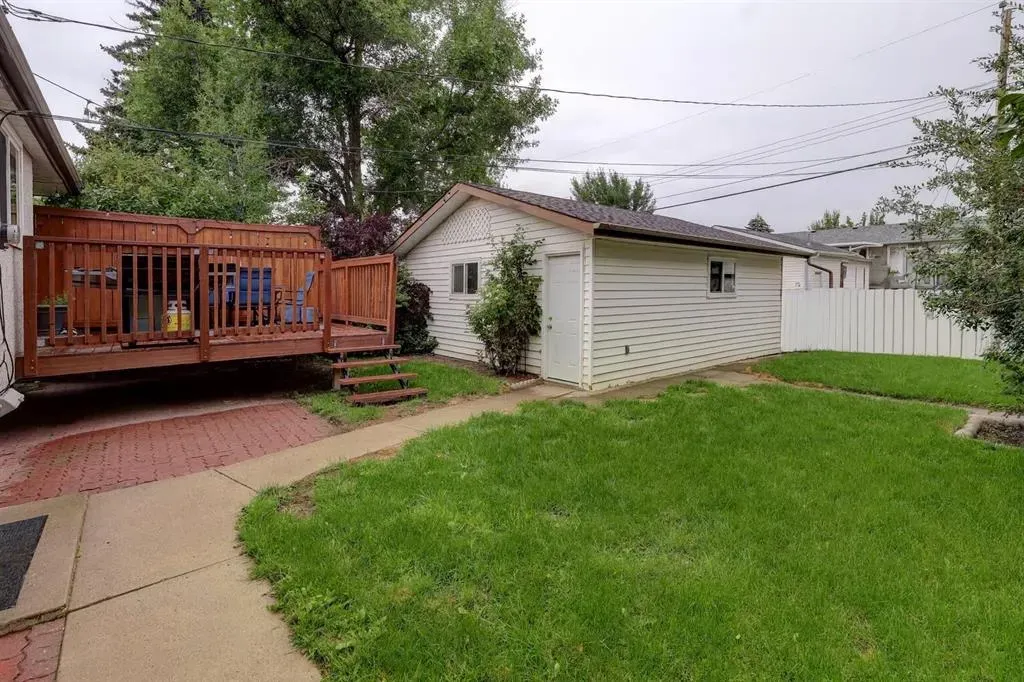 1044 Mayland Drive NE