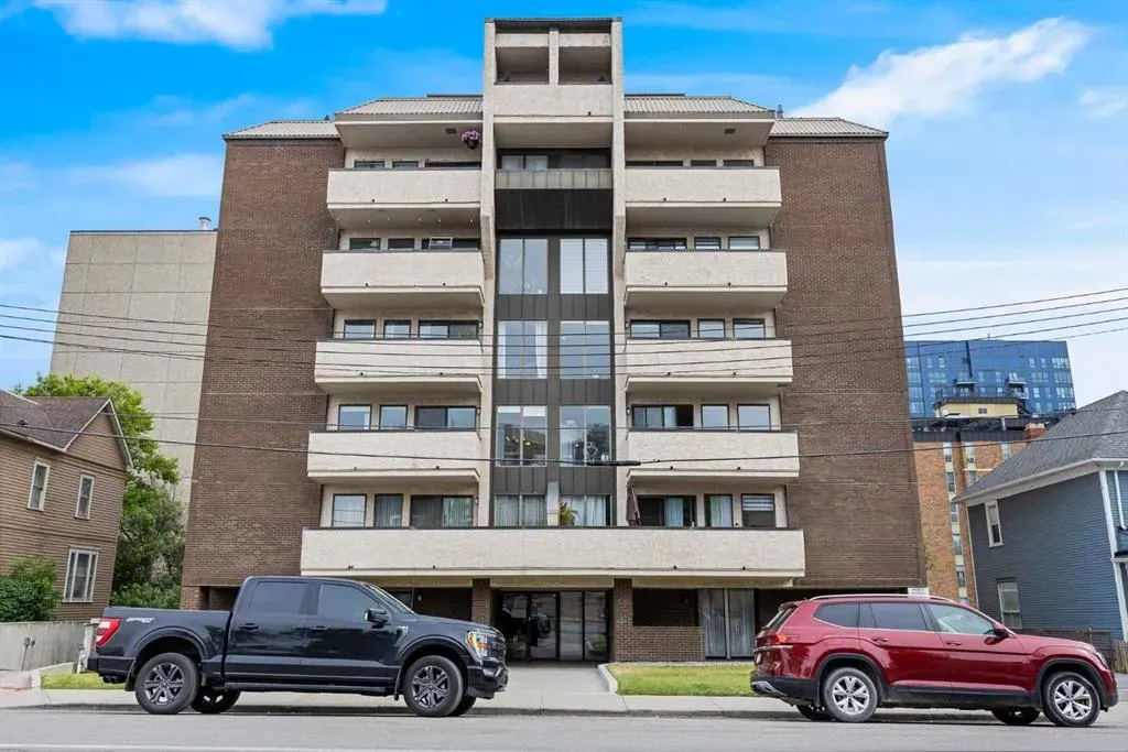 330 15 Avenue SW, #306