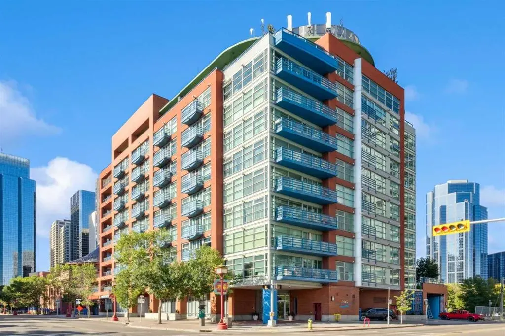 205 Riverfront Avenue SW, #406