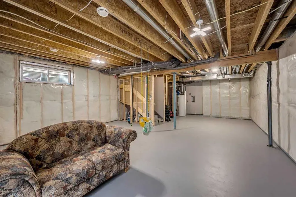 156 Cornerbrook Common NE