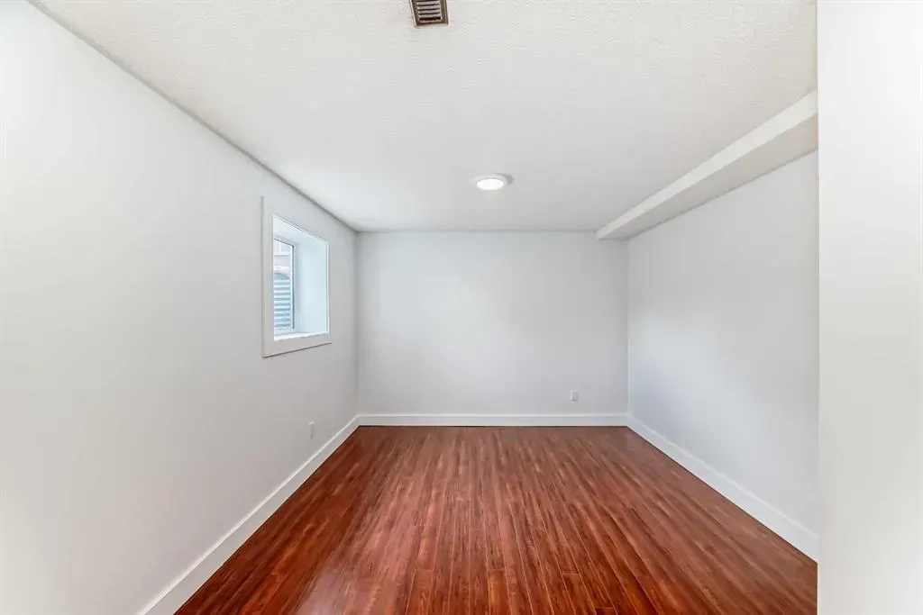 523 Cantrell Drive SW