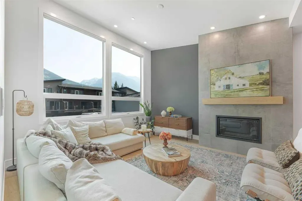 1405 1st Avenue, #3