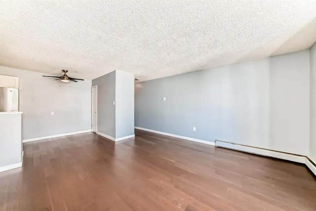 317 14 Avenue SW, #401