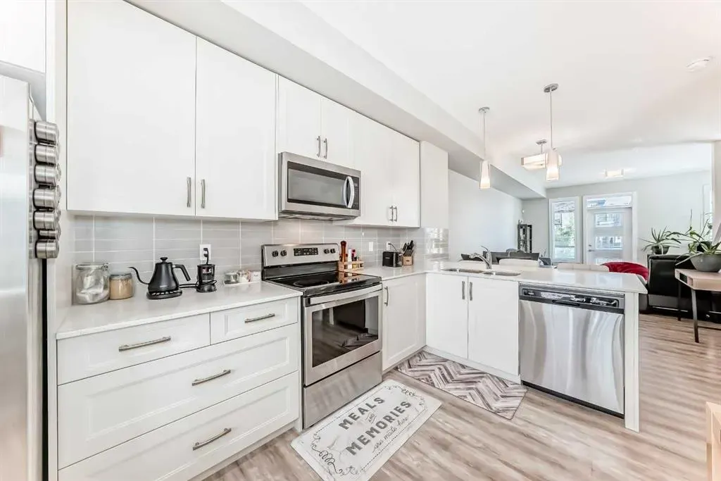 19639 42 Street SE