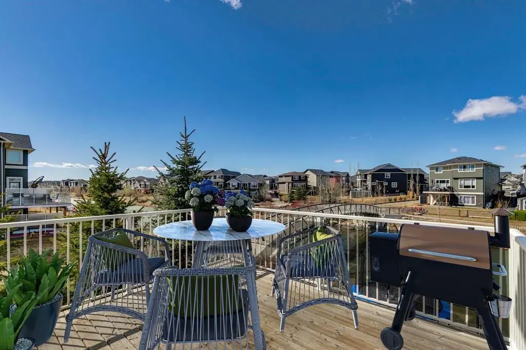 83 Baywater Rise SW