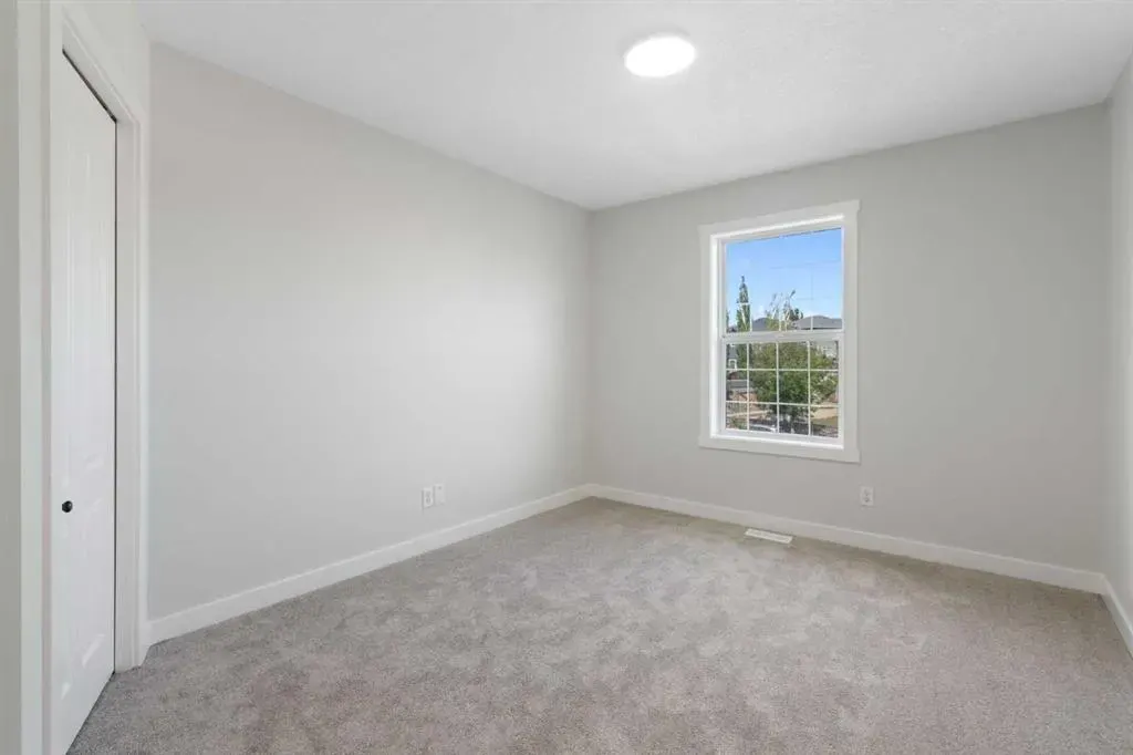 335 Hidden Creek Boulevard NW