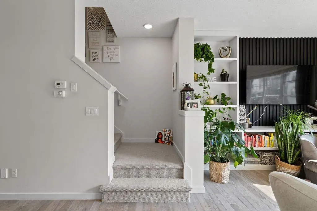 56 Walden Walk SE