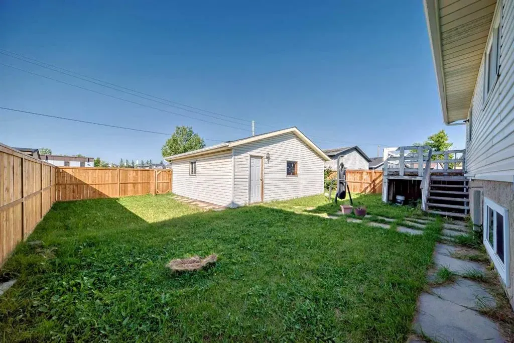 231 Falton Drive NE
